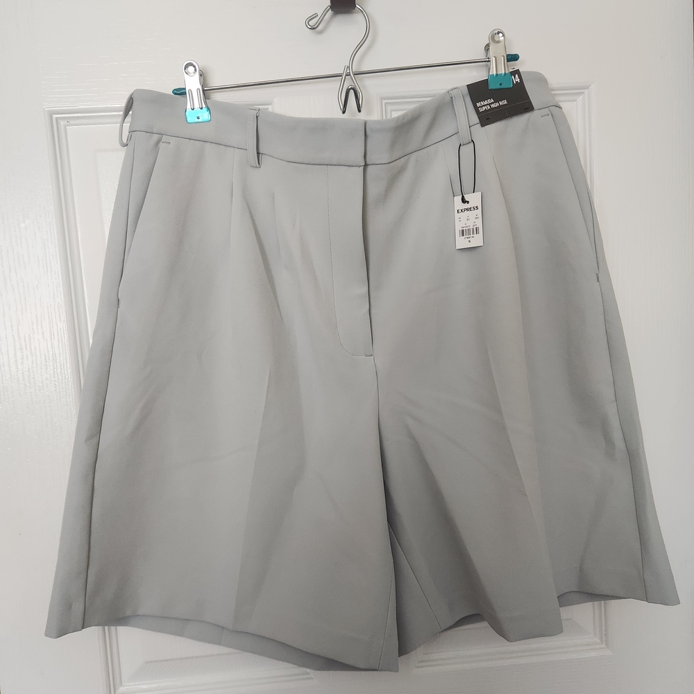 Express Sage Green Women's Bermuda Trouser Shorts